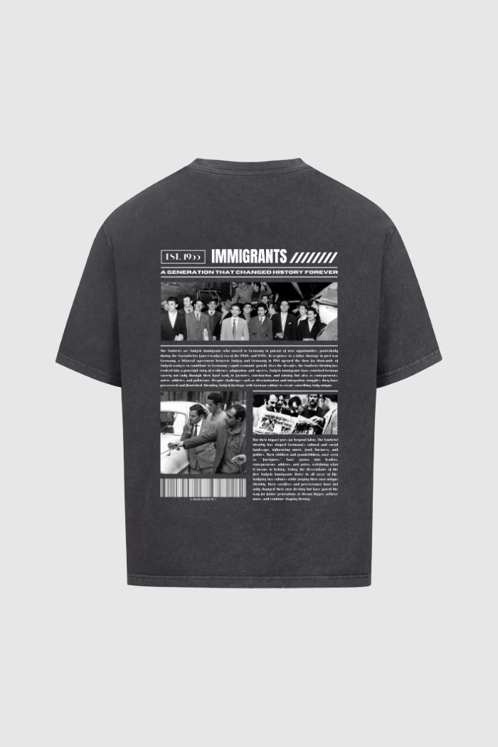 IMMIGRANTS - Oversized Shirt