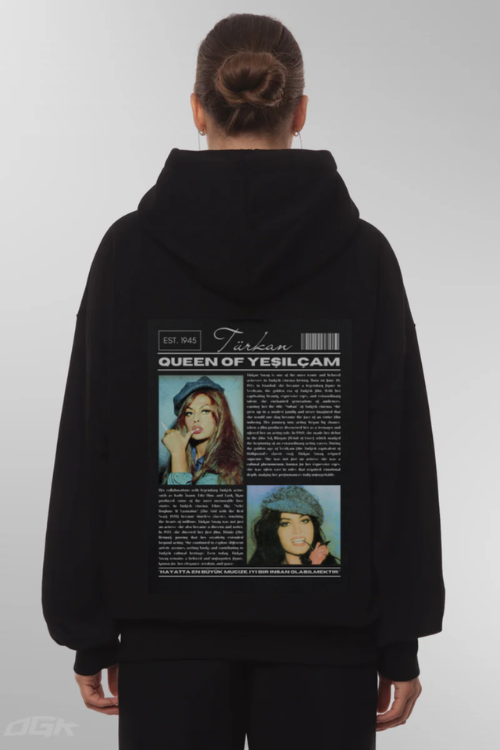 TÜRKAN - Oversized Hoodie