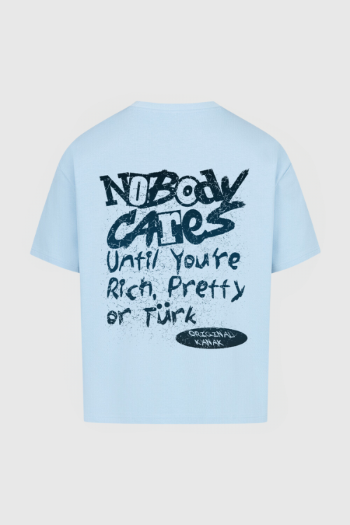 NOBODY CARES - Oversized Shirt