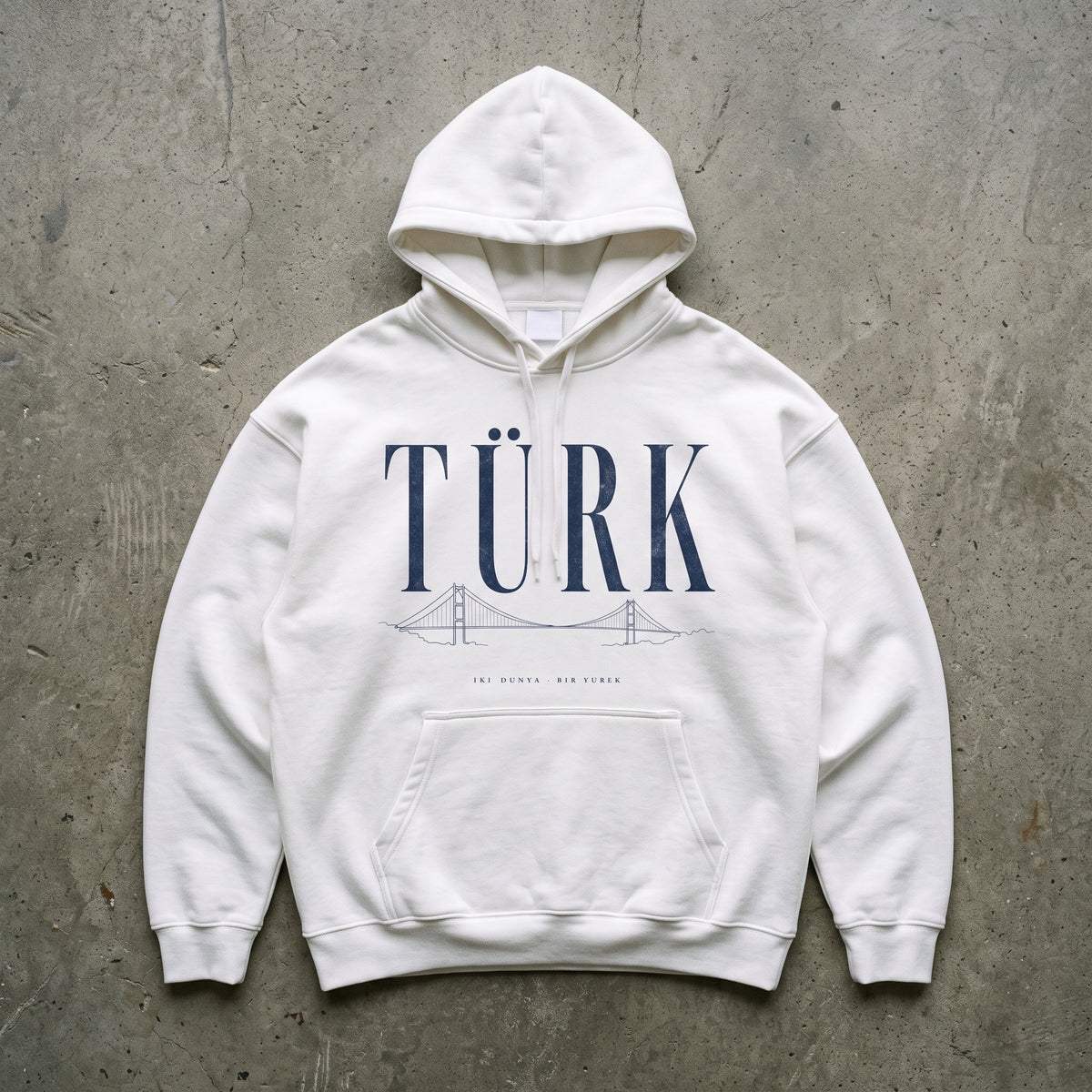 TÜRK - OVERSIZED HOODIE