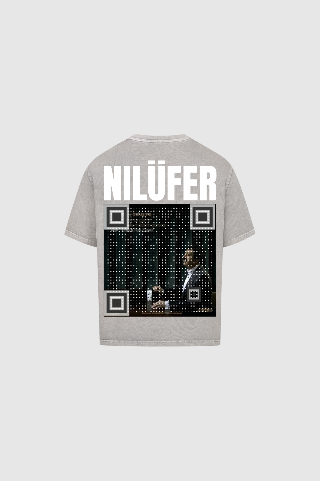 NILÜFER - Oversized Shirt (Scan mich)