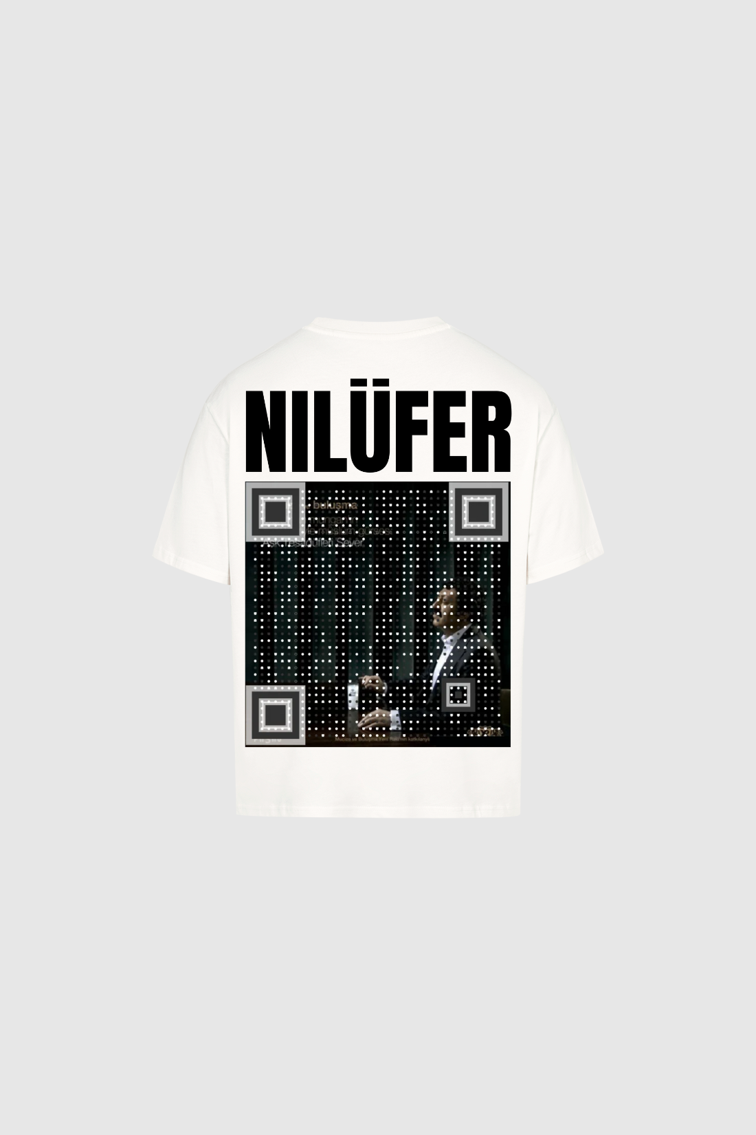 NILÜFER - Oversized Shirt (Scan mich)